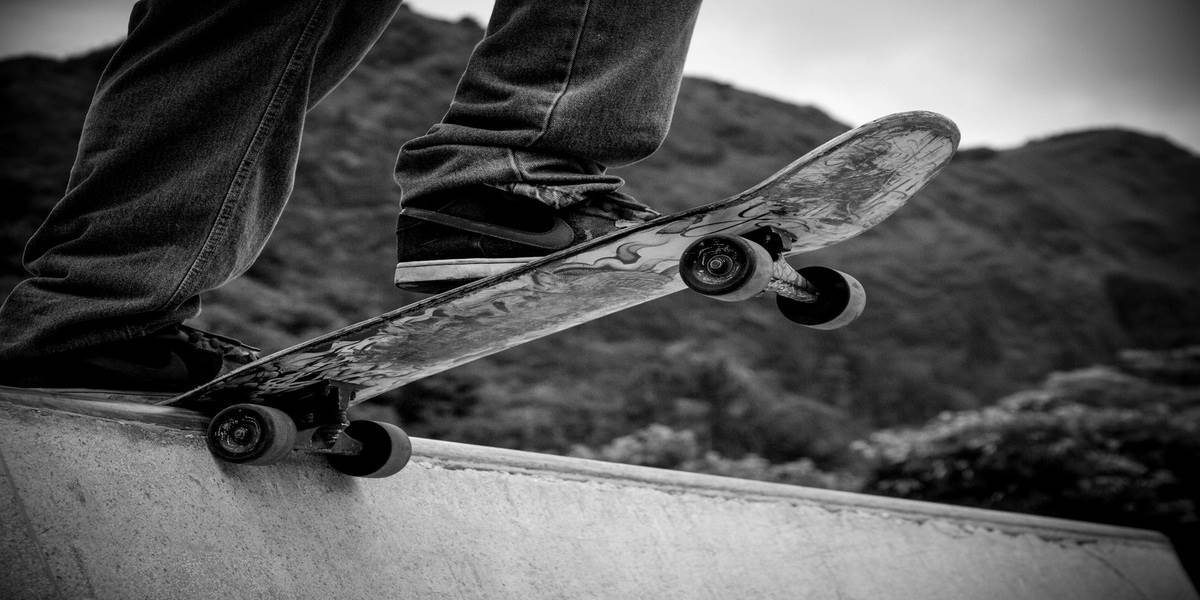 SKATEBOARD